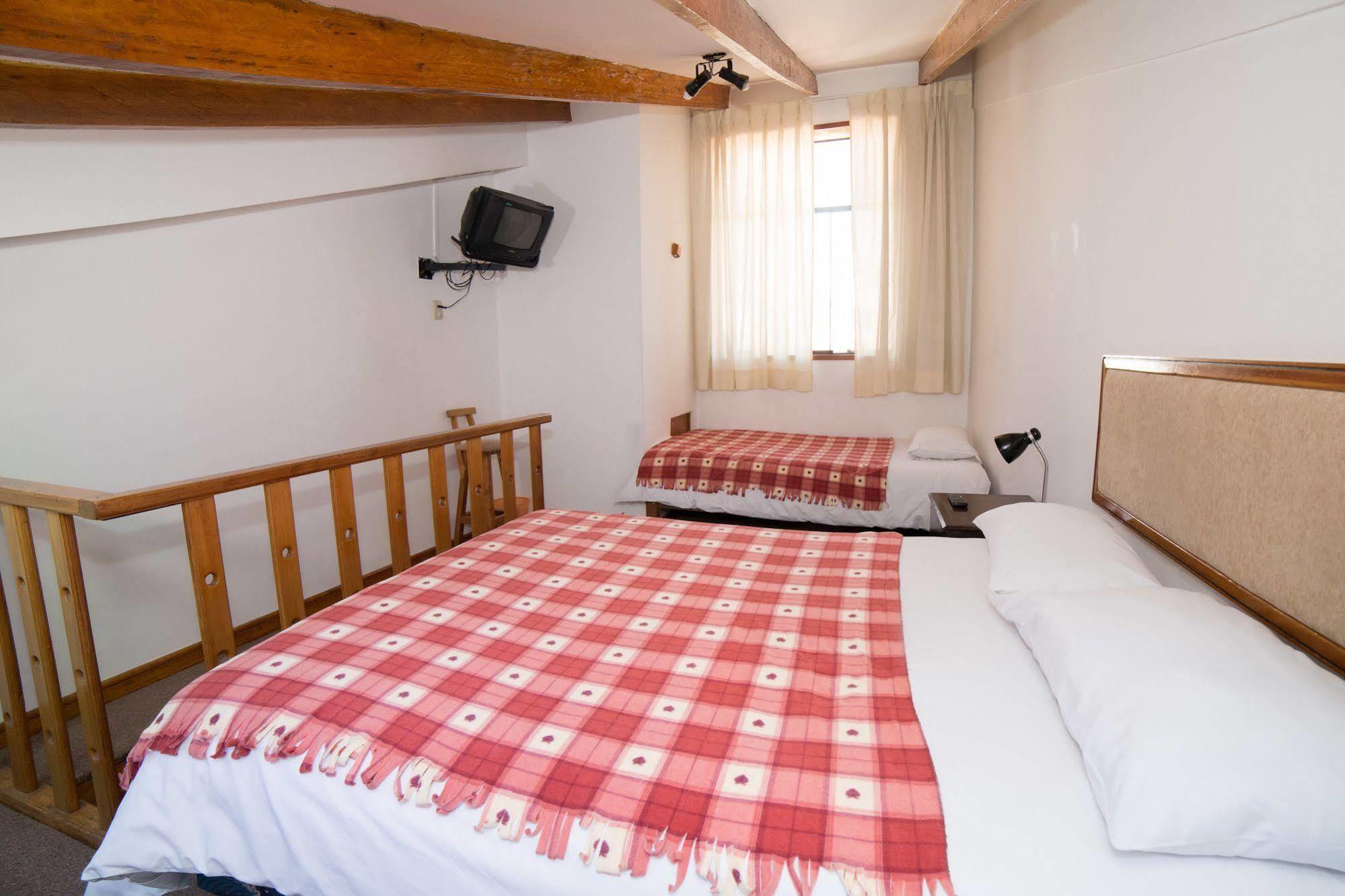 Bed & Breakfast Aticos With Coworking