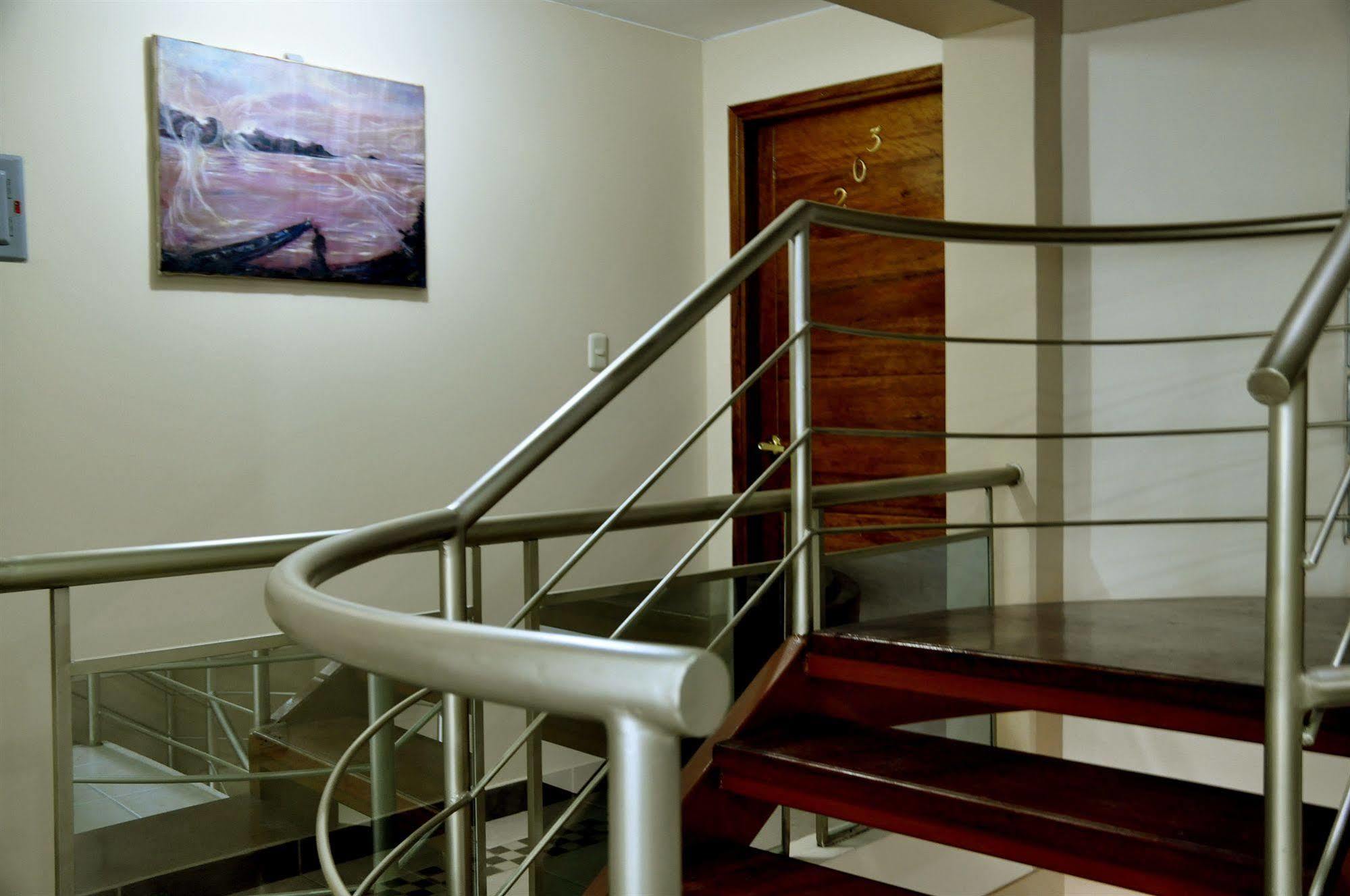 Kapac Inn Hotel 2*