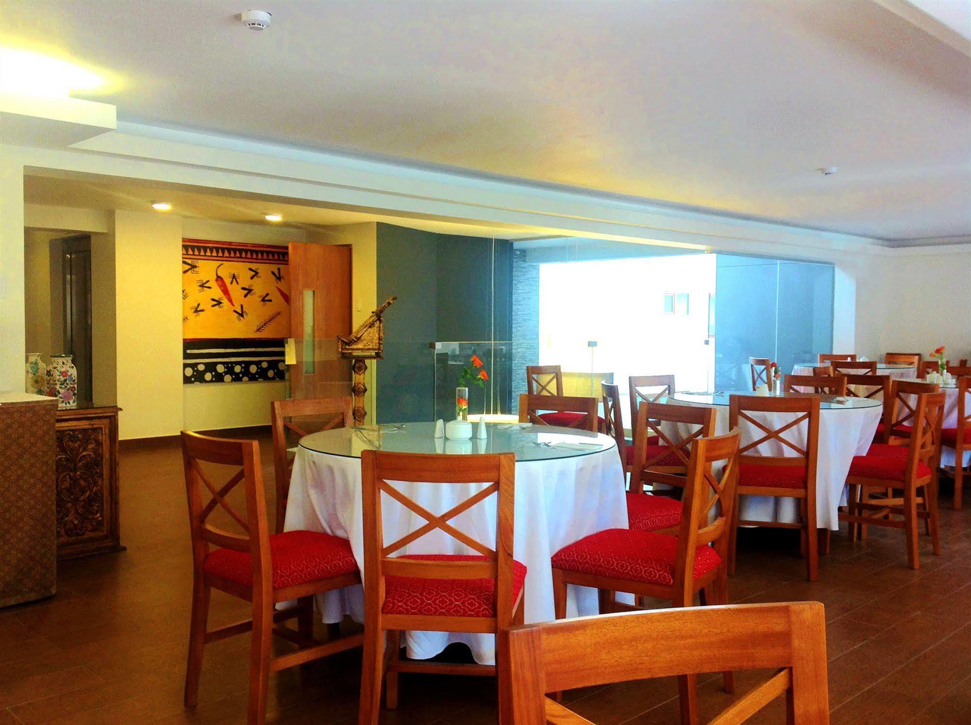 San Agustin Plaza 4*