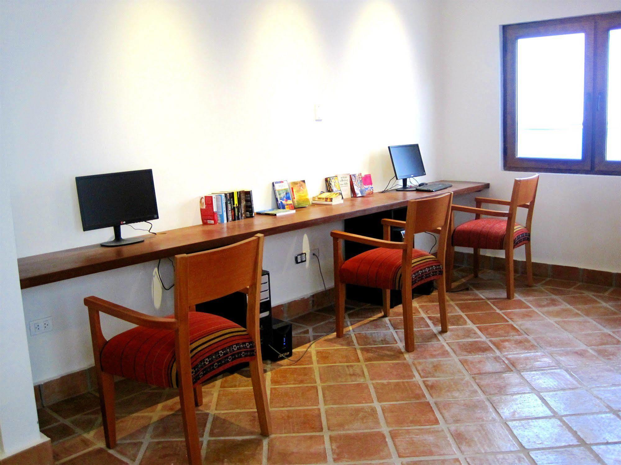 San Agustin Plaza 4*
