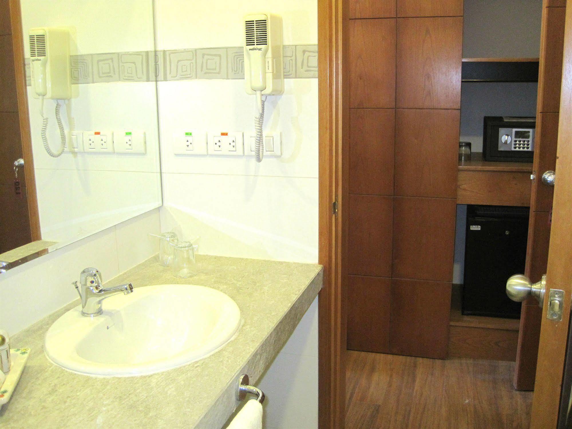 San Agustin Plaza Hotel 4*