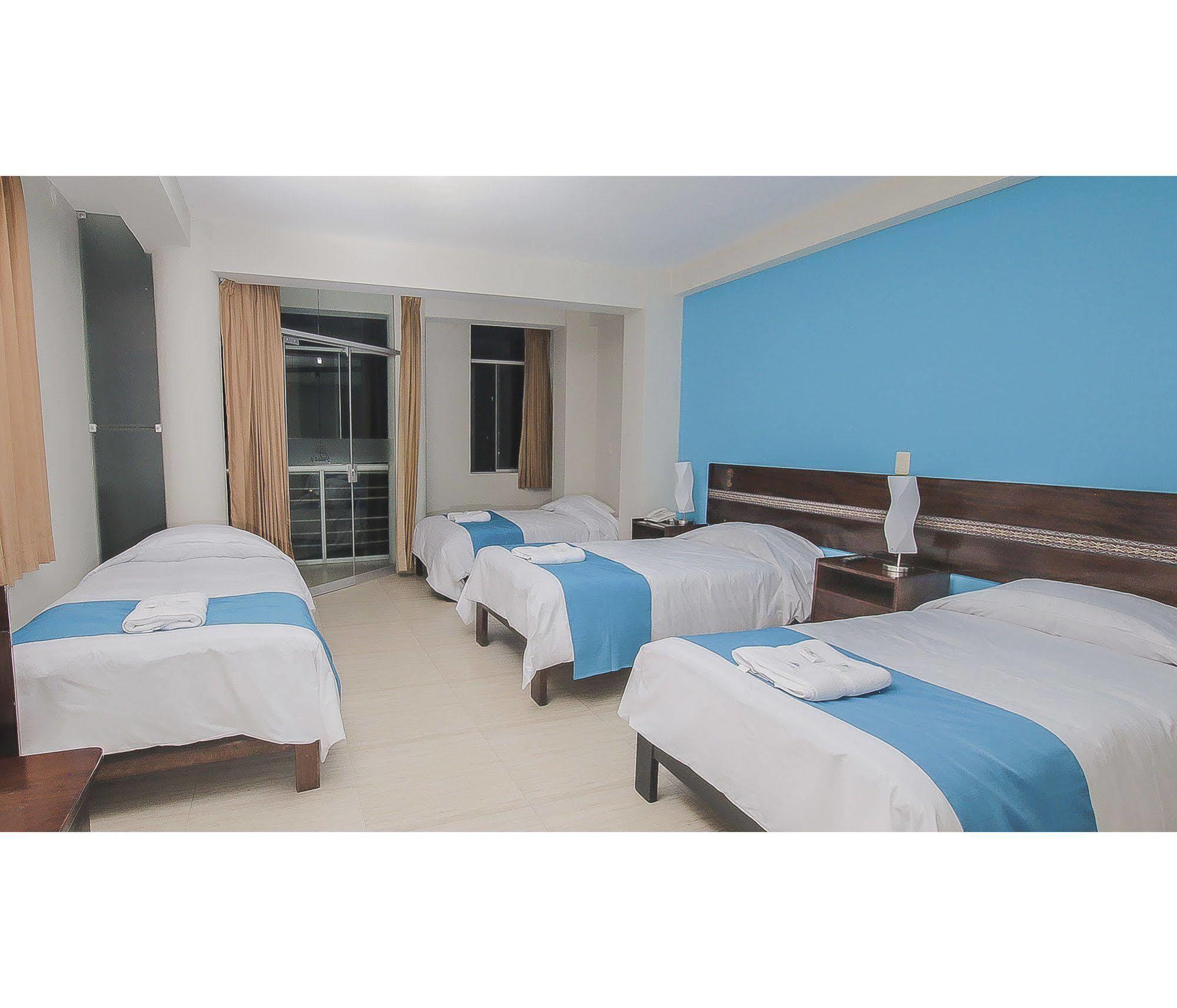 Julia's Hotel 2*