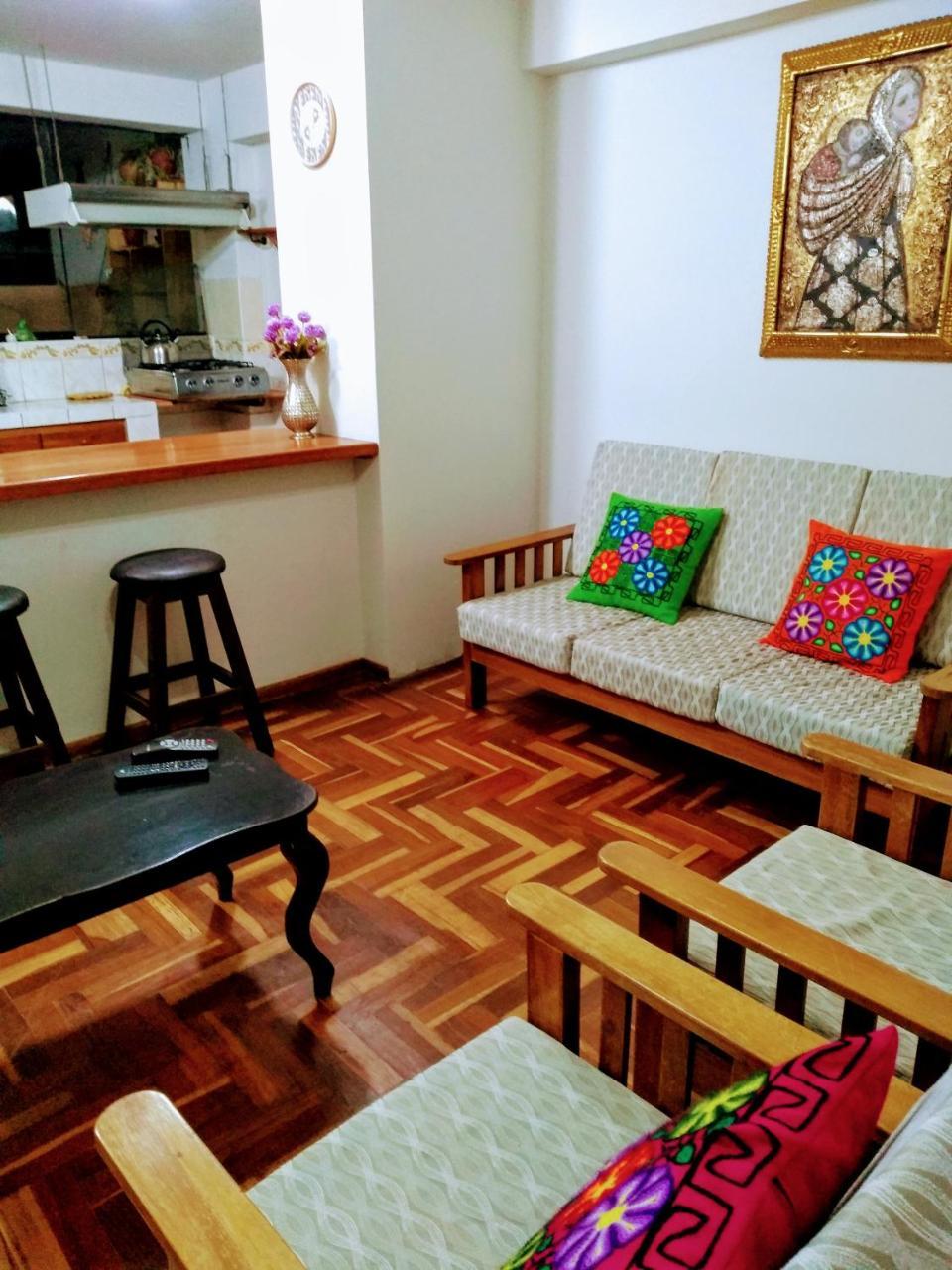 Apartment Illary House *