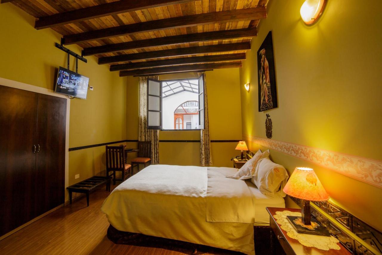 Hotel Yabar Plaza 3*