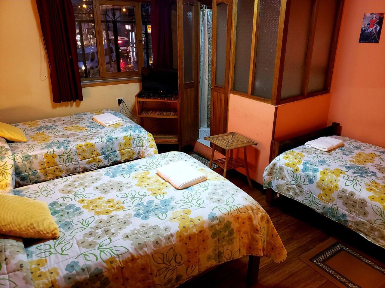 Hostal La Nuit