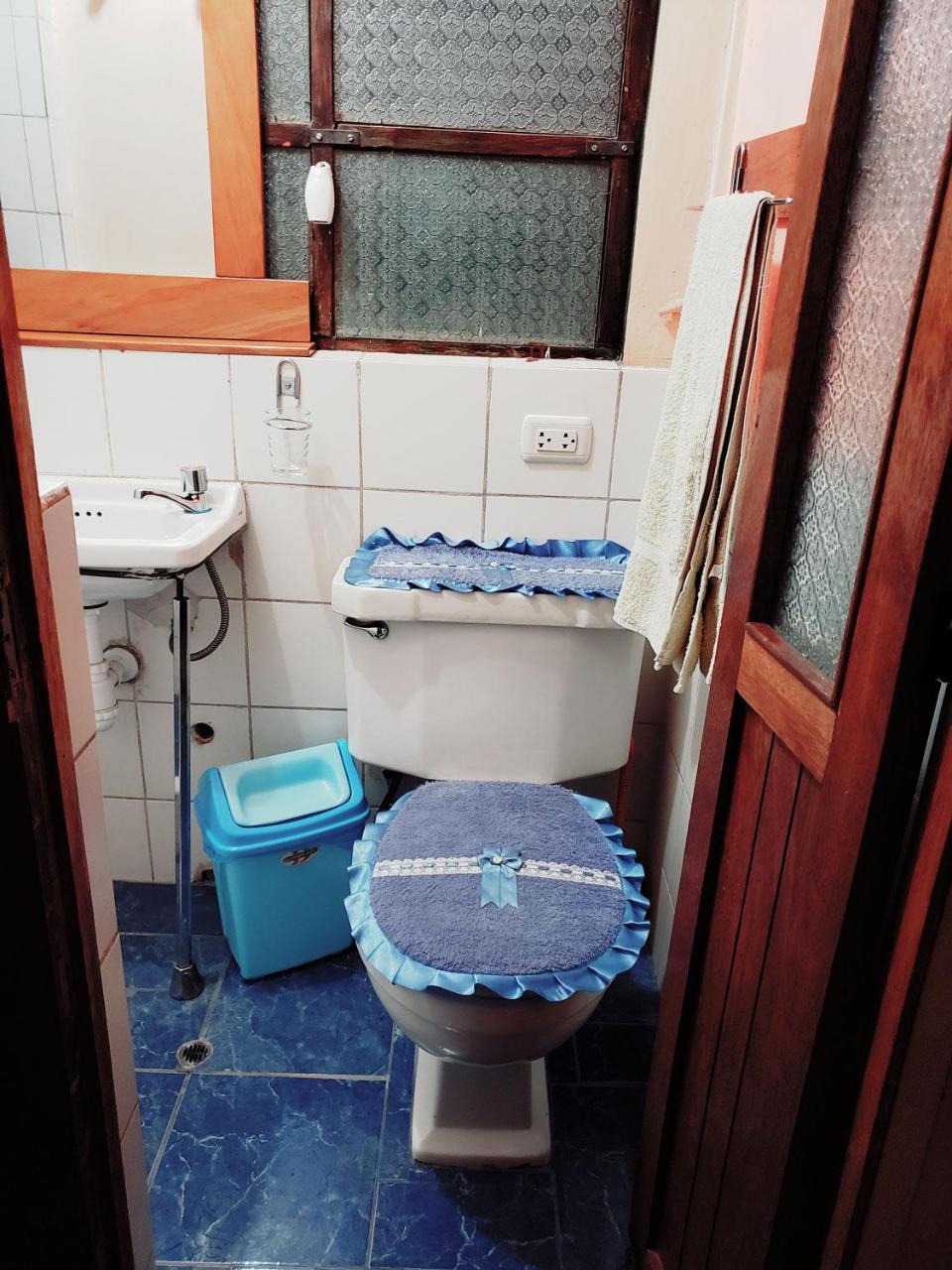 Hostal La Nuit *