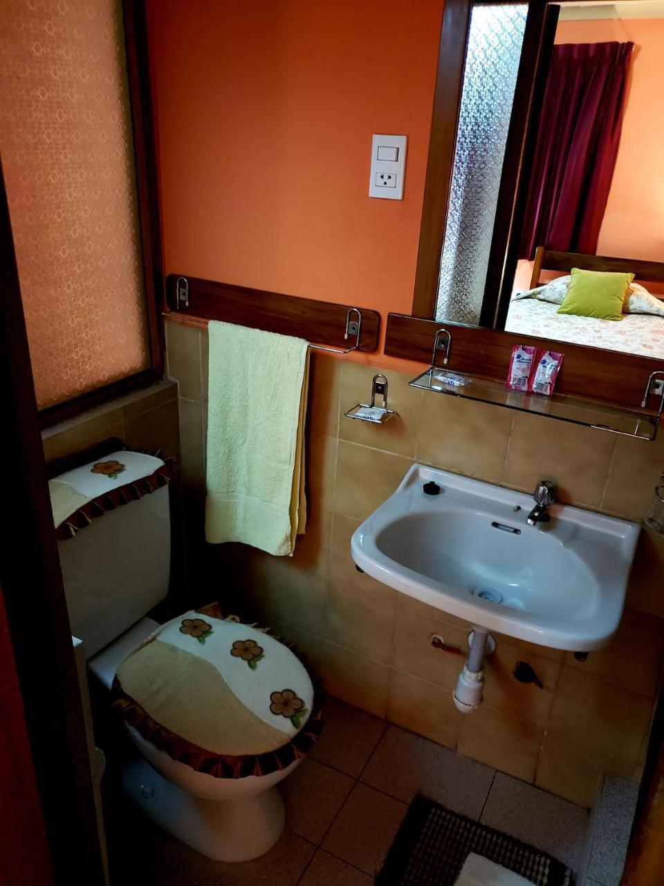 Hostal La Nuit *