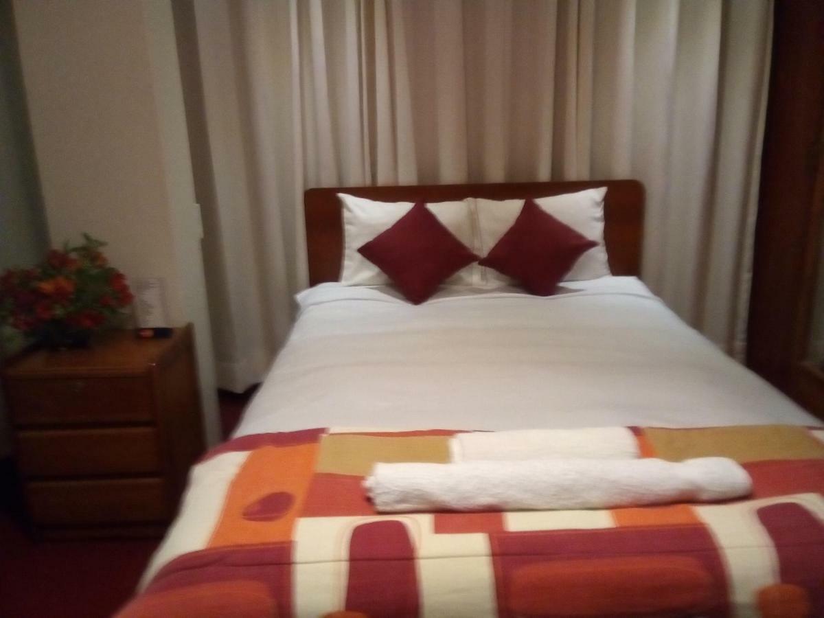 Salones Del Inca Hotel 2*