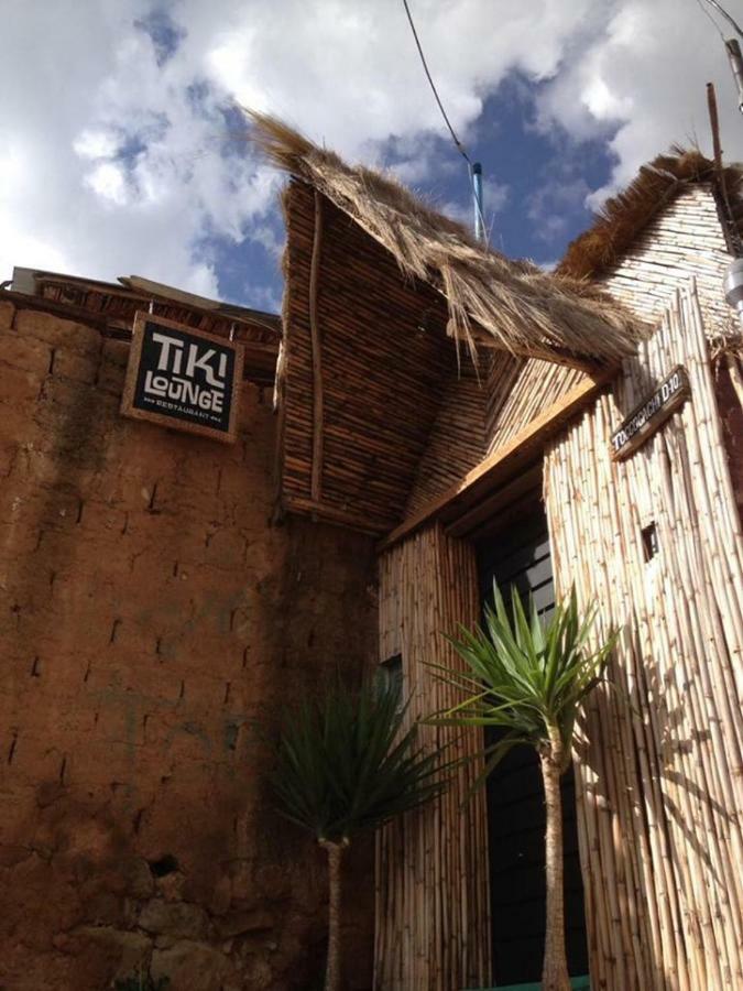 Tiki Lounge