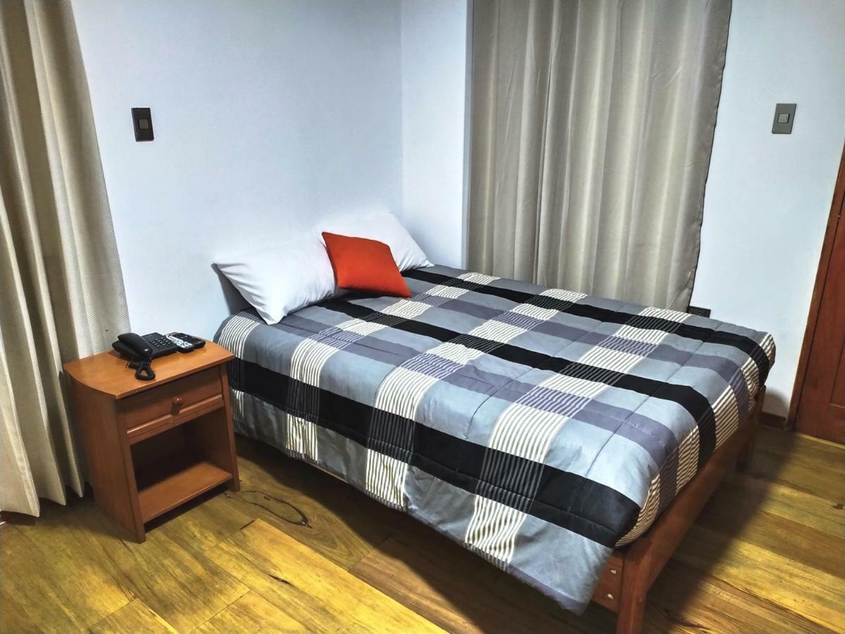 Real House Hostel