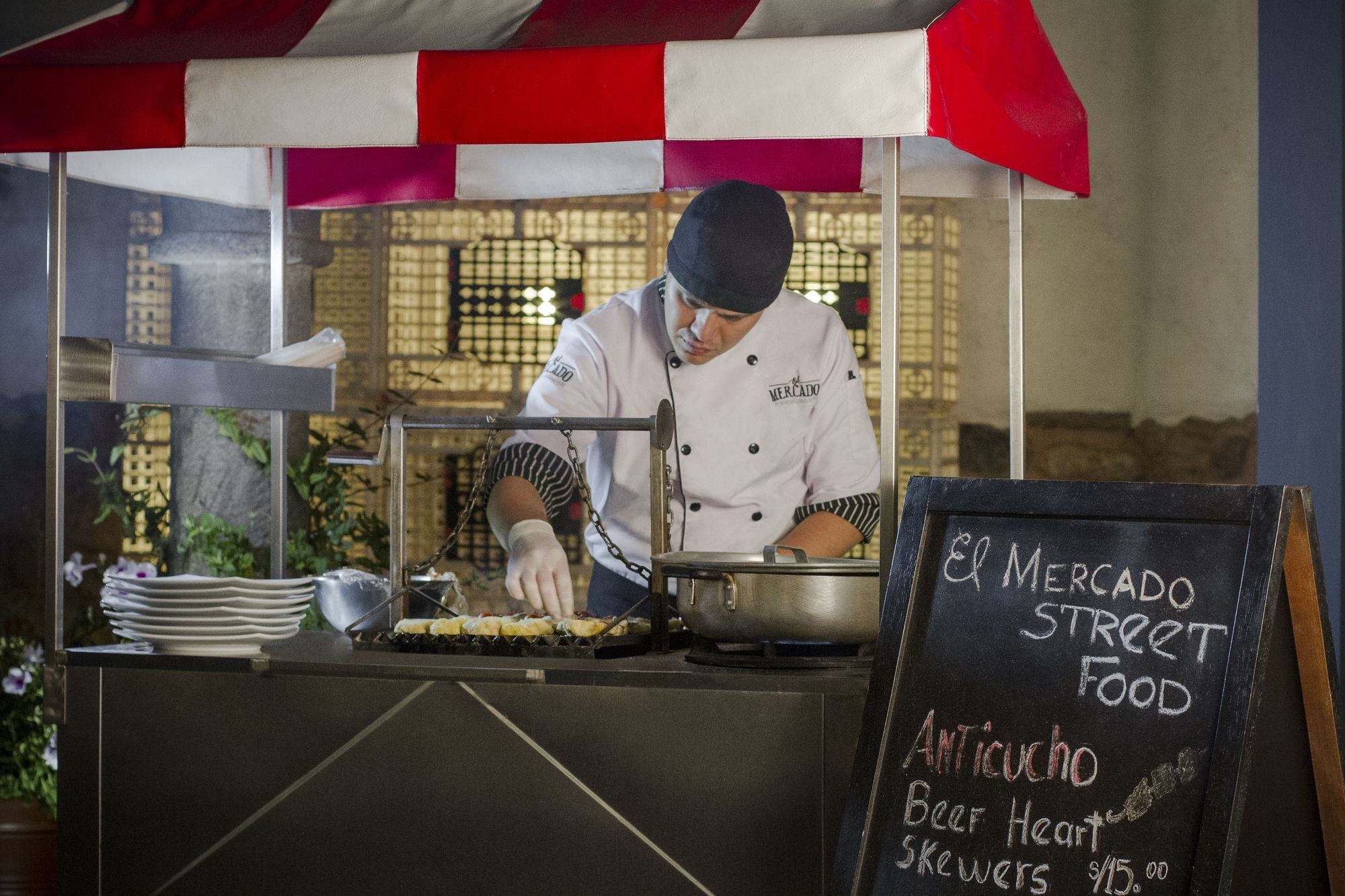 El Mercado 4*