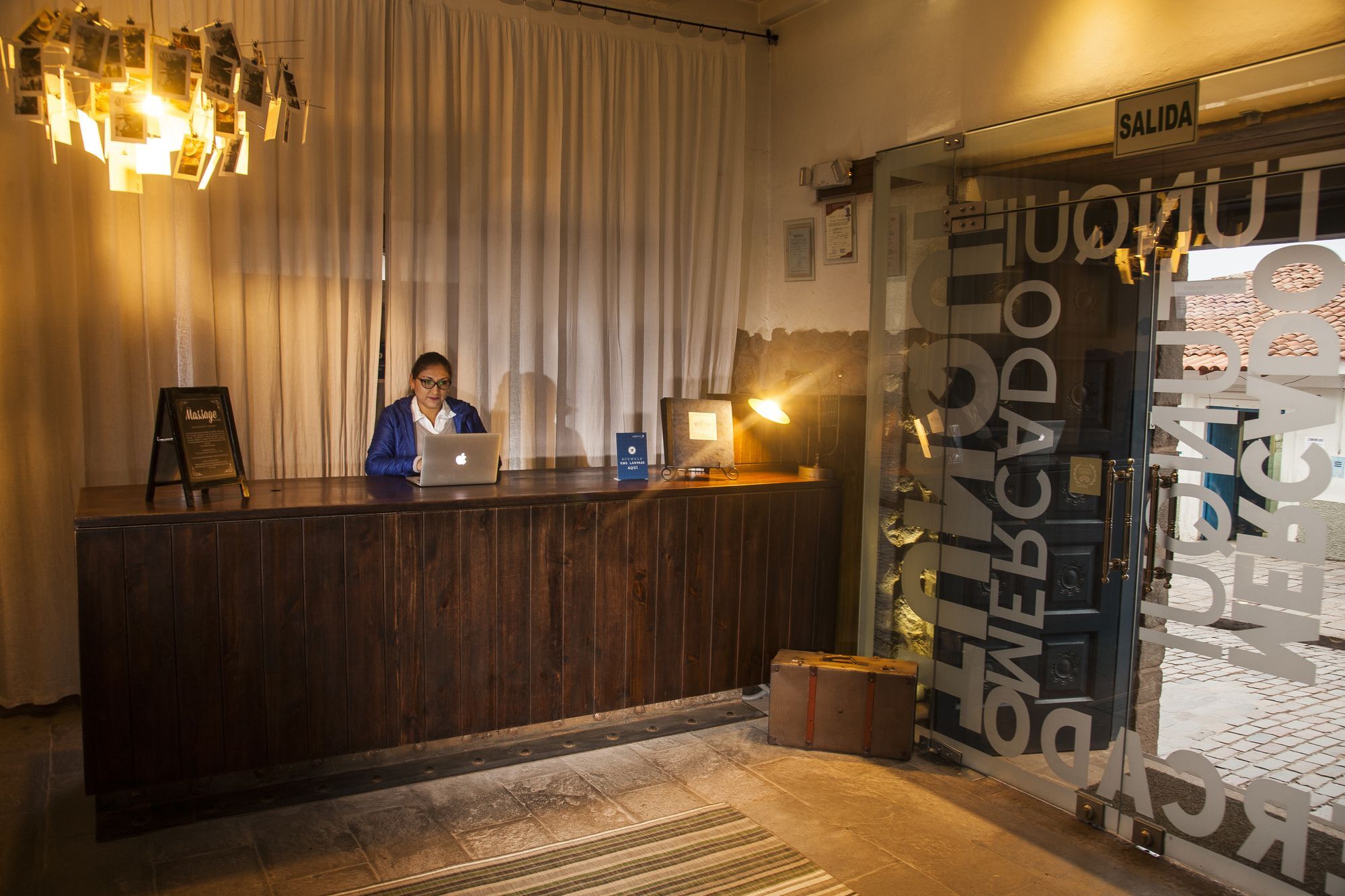El Mercado Hotel