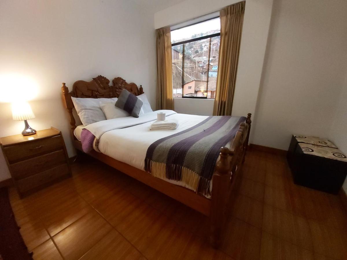 Casa Santa Ana 2*
