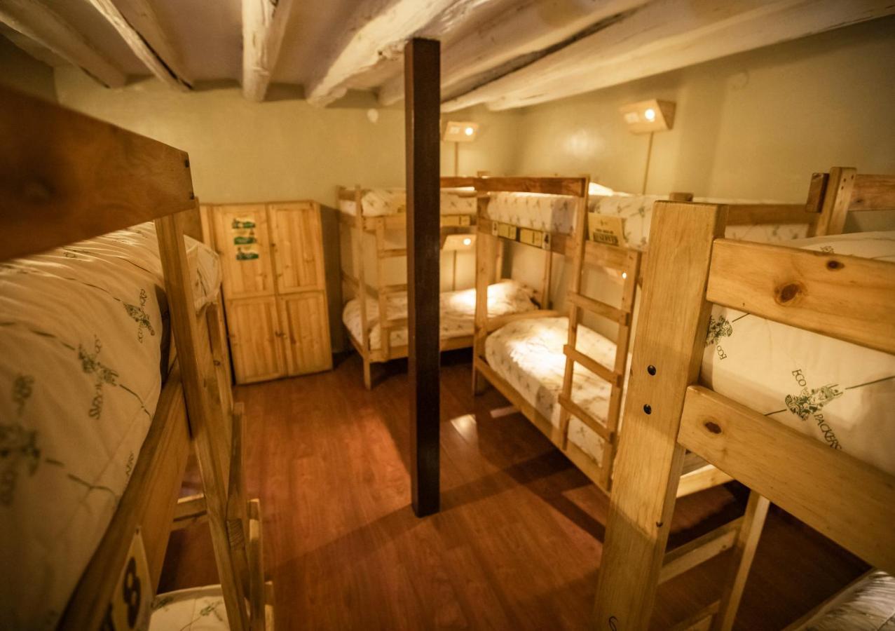 Ecopackers Hostels *