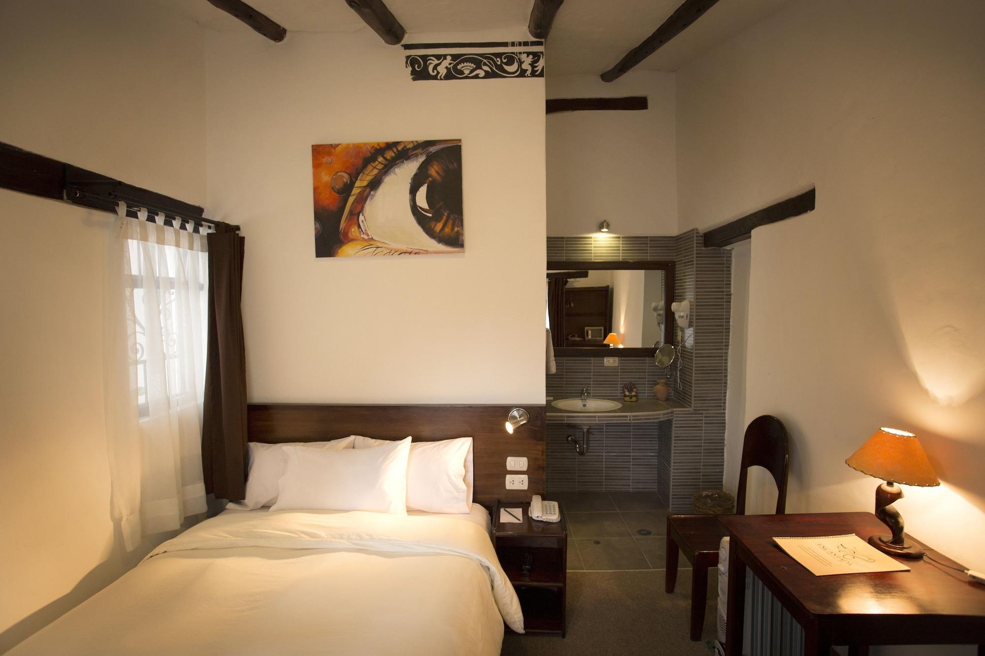 Hotel Encantada Casa Boutique 3*