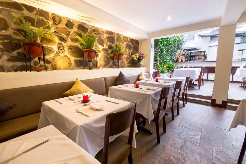 Encantada Casa Boutique Hotel 3*