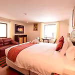 Hotel Boutique Gold Garden