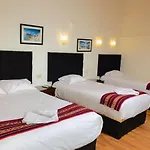 Backpacker Lodge