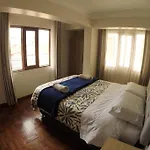 Centric & Cozy Apartment With Garage