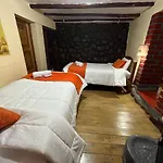 Hostal Andenes De Alabado