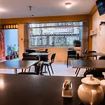 Hotel Friends Boutique