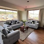Hermoso Departamento En Zona Residencial De Cusco