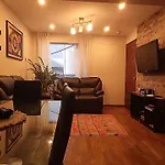 Departamento Centrico Y Iluminado