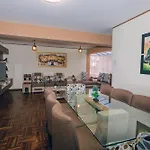 Pakarina House
