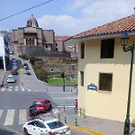 Qarmenqa Hotel