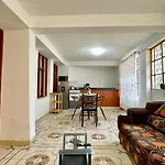 Munay Host & Memories Pampa De La Alianza