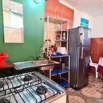 Munay Host 1