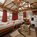 Hostal Madre Tierra
