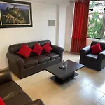 Adriano\'S Deluxe Apartments 1