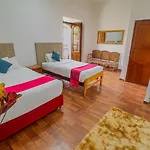 Alegrias Plaza Apart Hotel