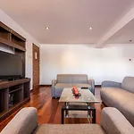El Triunfo Apartments