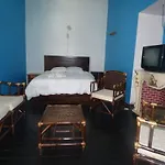 Peruvian Hostal Plaza De Armas