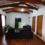 Hospedaje Casa Alegria