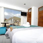 Latinos House Cusco