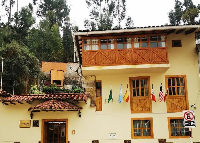 Hostal Andenes De Saphi