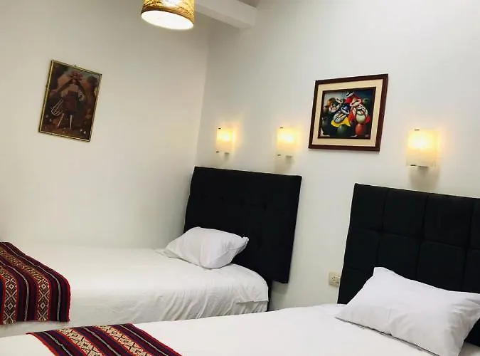 Backpacker Lodge
