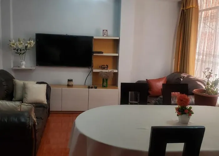 A Un Minuto Del Aeropuerto Sientase Como En Casa