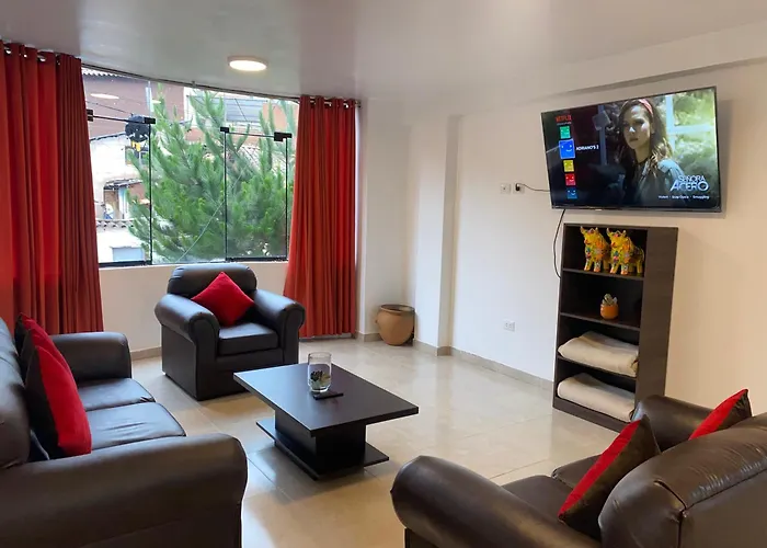 Adriano\'S Deluxe Apartments 1