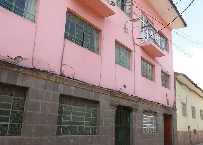 Tinki Hostel