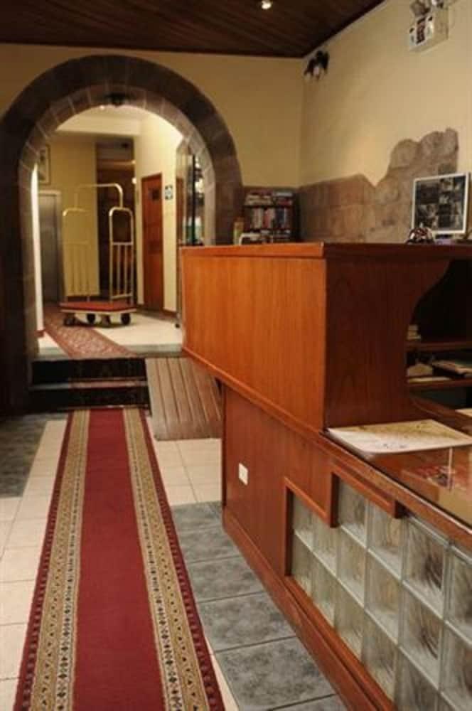 Hotel Del Prado 3*