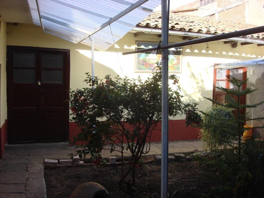 Hotel Rojas 3*