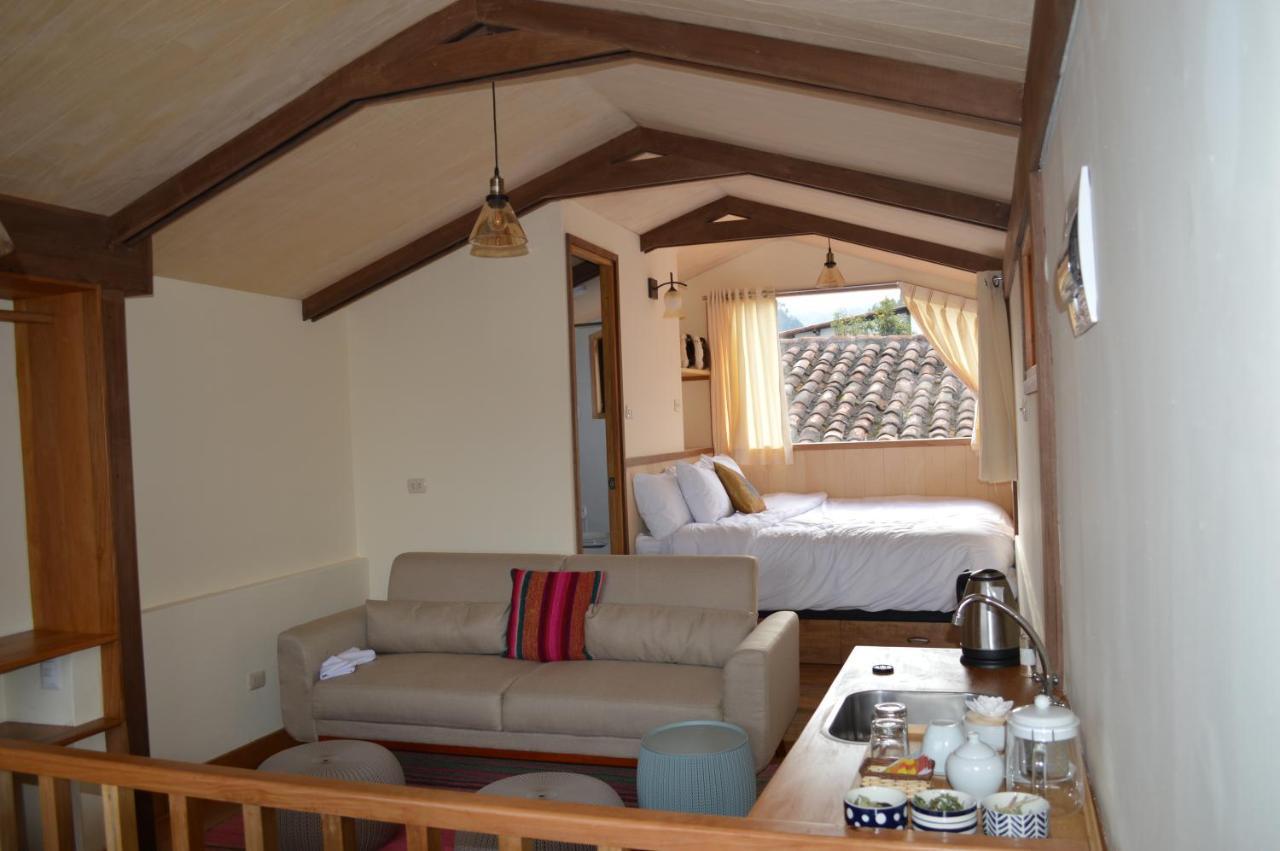 Nao Victoria Hotel