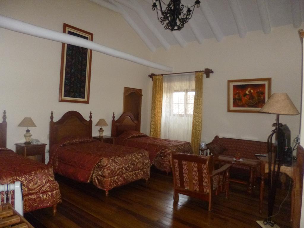 Hotel Midori 3*