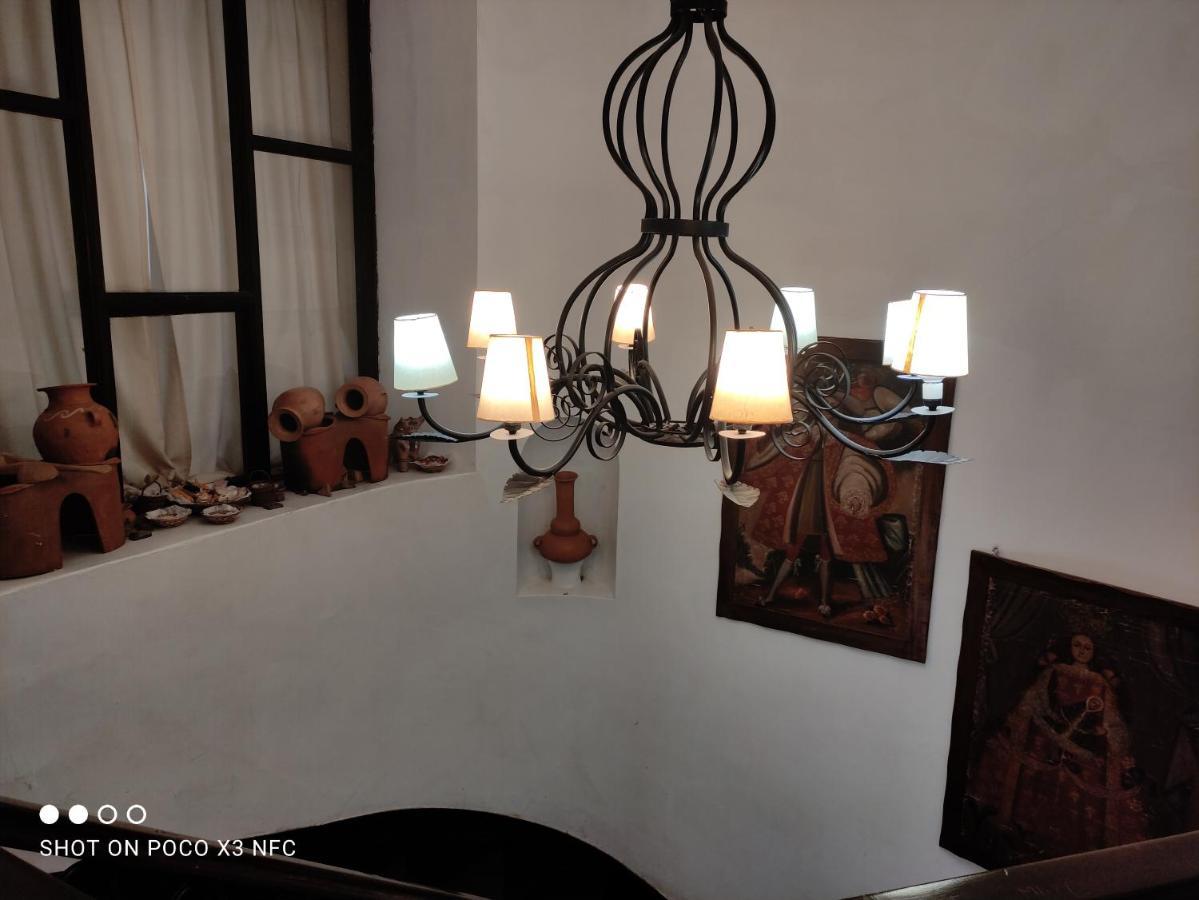 Retamas Hotel *