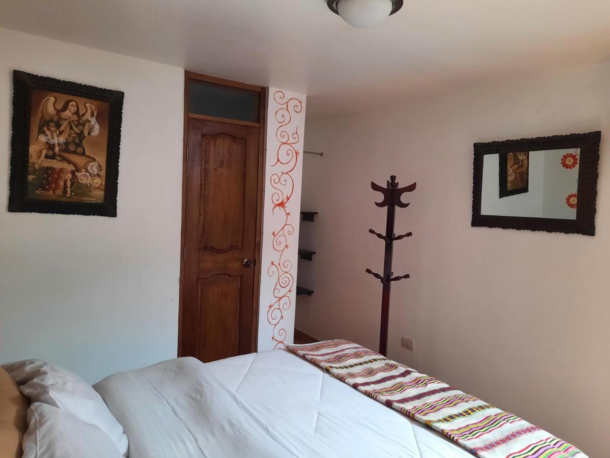 Hostel Redys House *