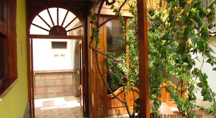 Tierra Del Sol 3*